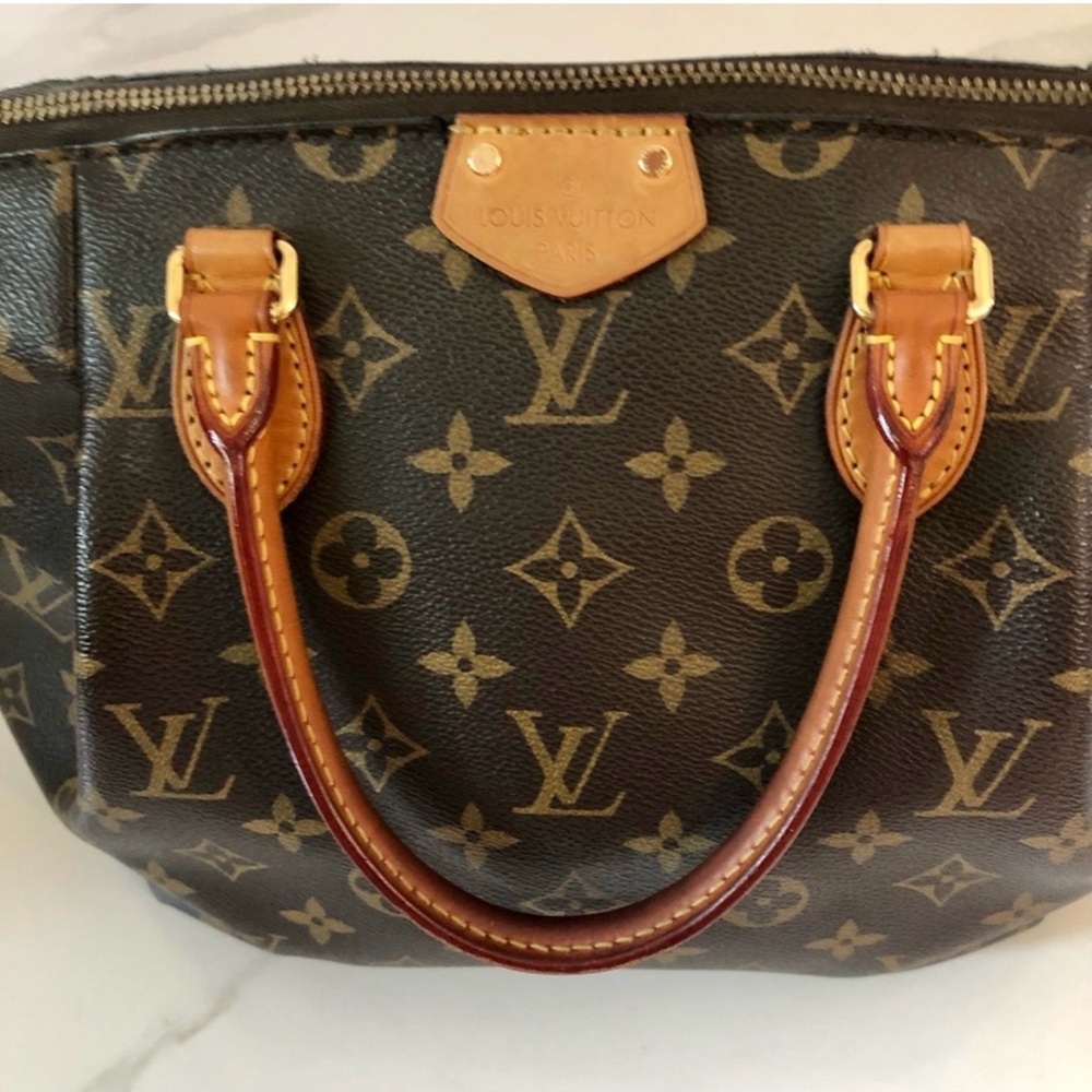 Louis Vuitton Monogram Turenne PM - Picture 4 of 16
